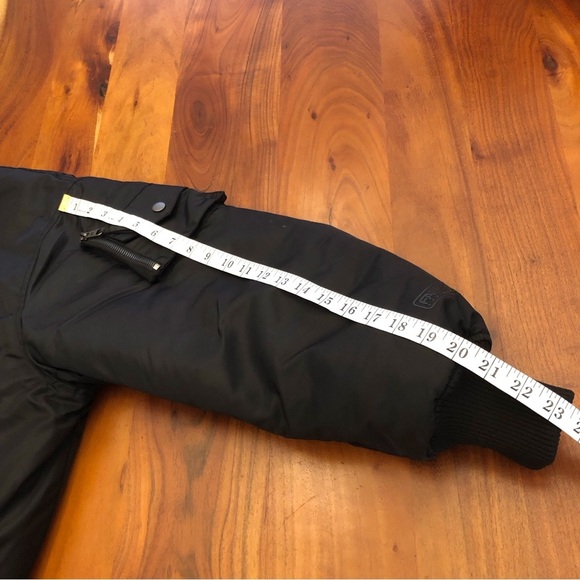 Fabletics Bomber Winter Coat Black Lightweight Oversized Short Puffer Jacket. - Picture 15 of 16